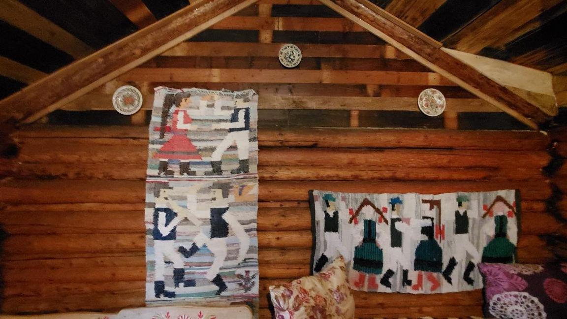 Casa Rustic Feher & Fekete Vendeghazak Sovata Buitenkant foto