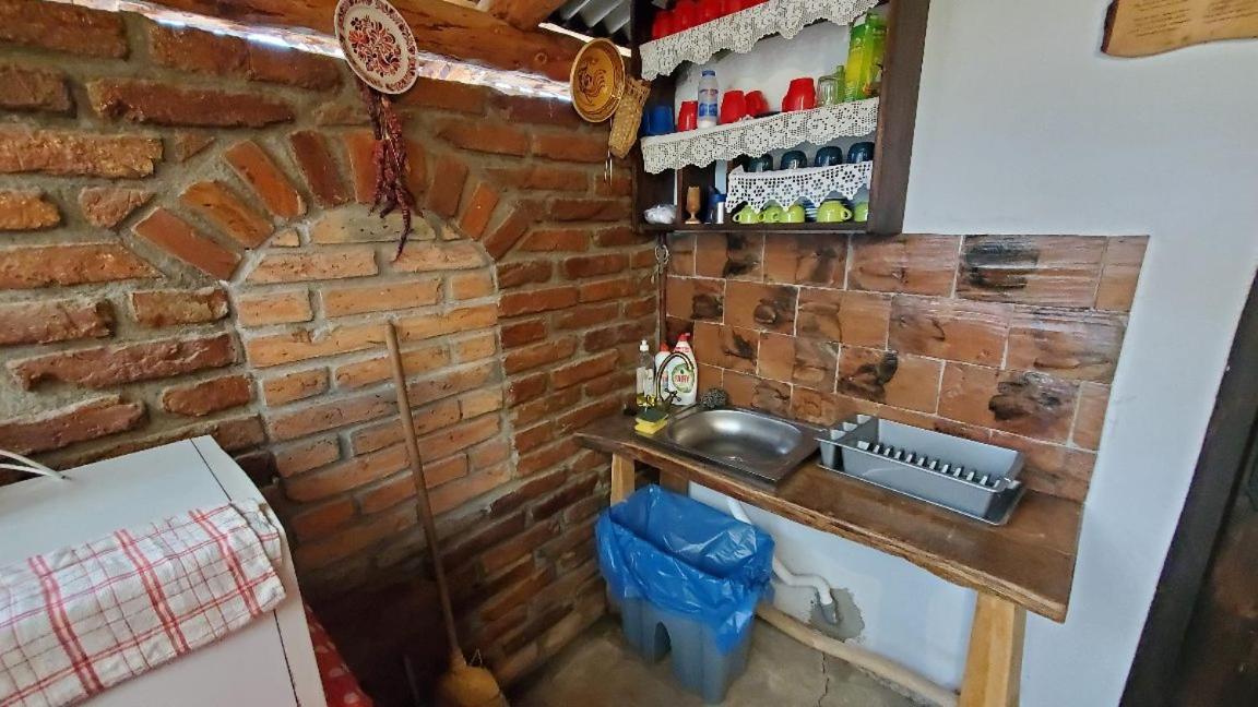 Casa Rustic Feher & Fekete Vendeghazak Sovata Buitenkant foto