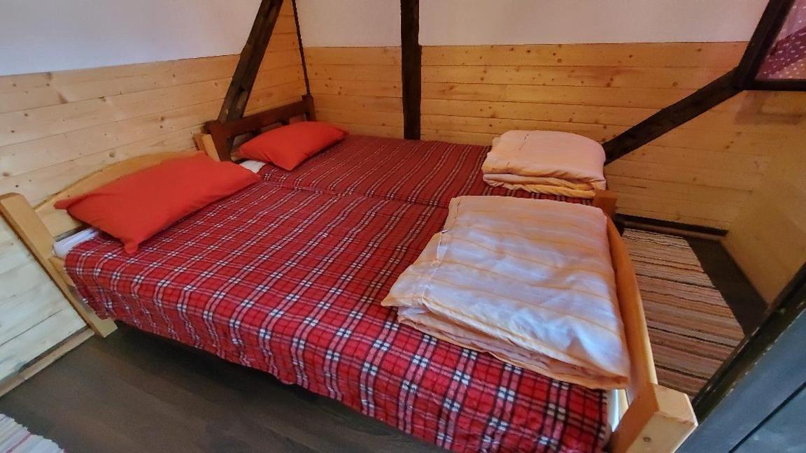 Casa Rustic Feher & Fekete Vendeghazak Sovata Buitenkant foto