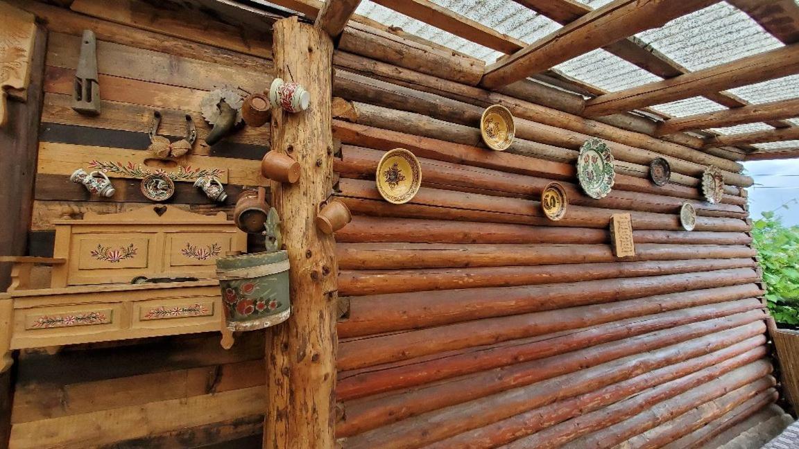Casa Rustic Feher & Fekete Vendeghazak Sovata Buitenkant foto
