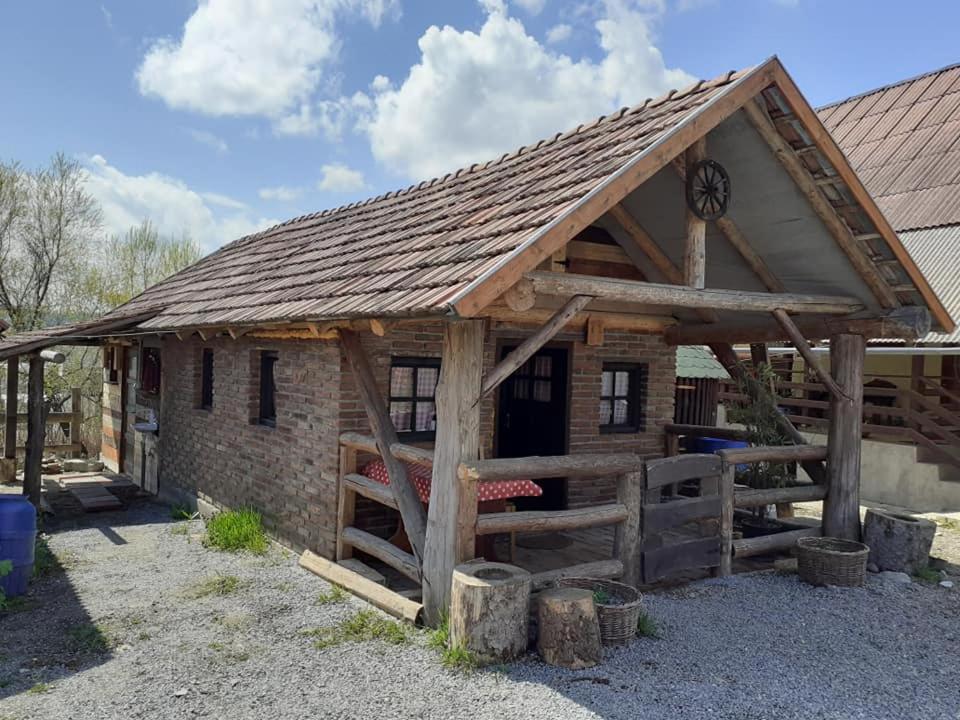 Casa Rustic Feher & Fekete Vendeghazak Sovata Buitenkant foto
