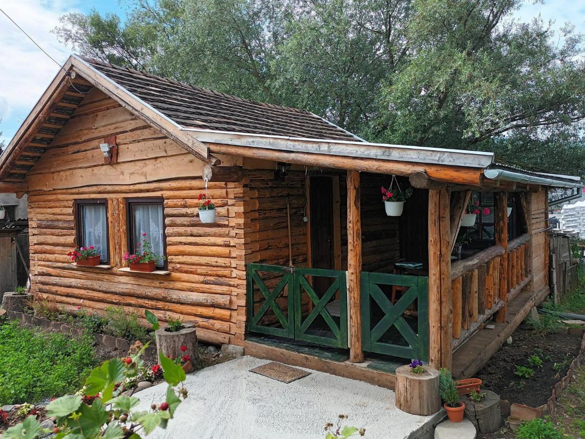 Casa Rustic Feher & Fekete Vendeghazak Sovata Buitenkant foto