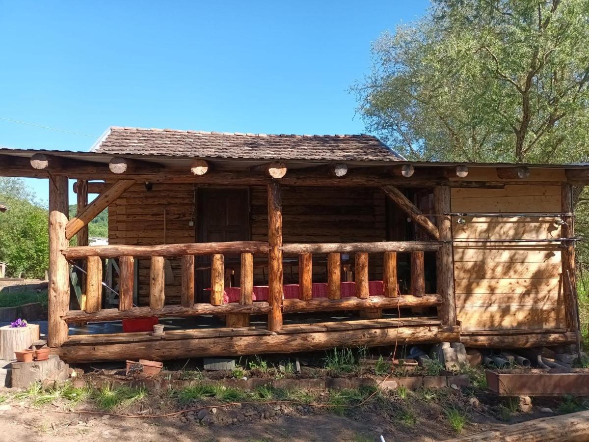 Casa Rustic Feher & Fekete Vendeghazak Sovata Buitenkant foto